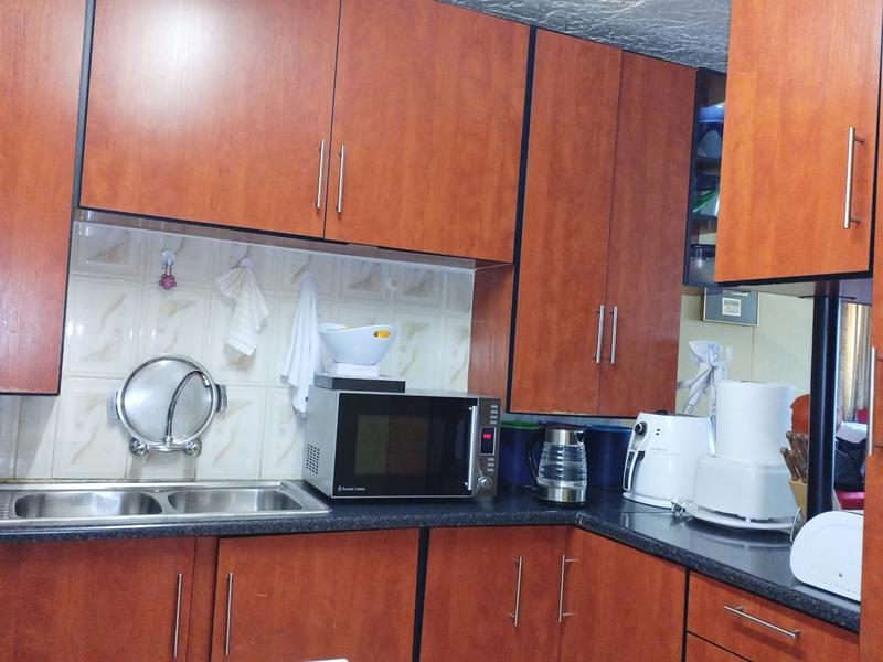 1 Bedroom Property for Sale in Pretoria Central Gauteng