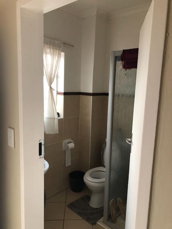 To Let 1 Bedroom Property for Rent in Karenpark Gauteng