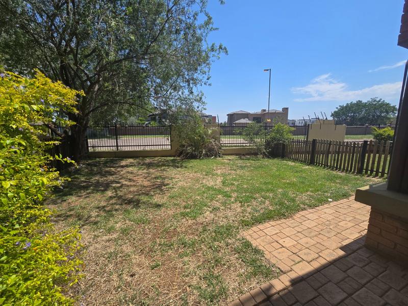 2 Bedroom Property for Sale in Montana Tuine Gauteng