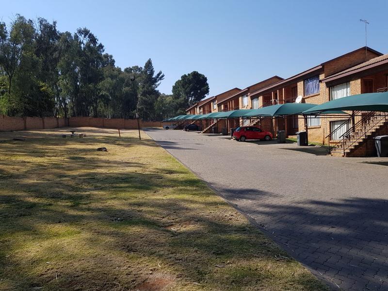 To Let 2 Bedroom Property for Rent in Meredale Gauteng