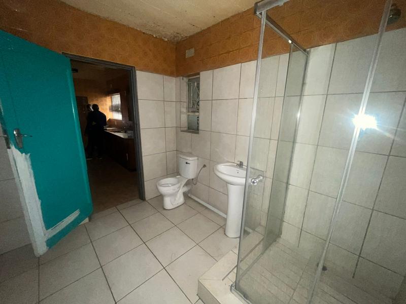 To Let 1 Bedroom Property for Rent in Auckland Park Gauteng