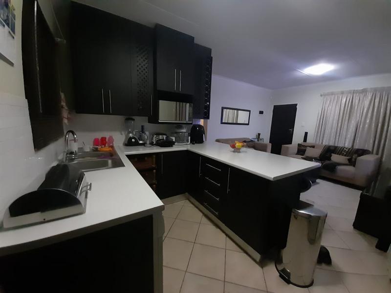 2 Bedroom Property for Sale in The Orchards Gauteng