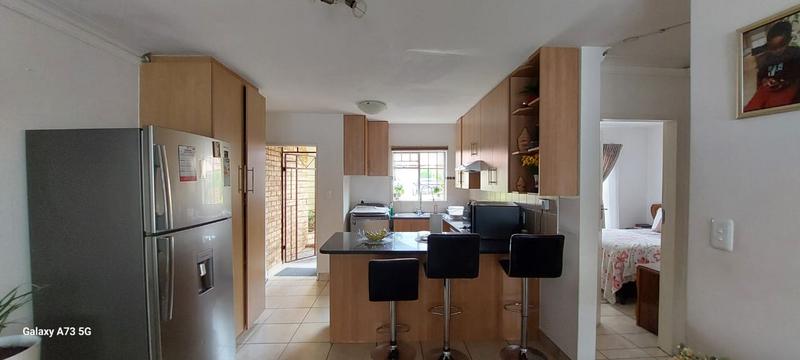 2 Bedroom Property for Sale in Theresa Park Gauteng