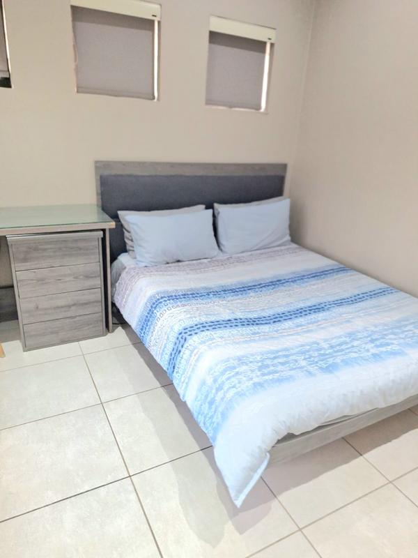 2 Bedroom Property for Sale in Victory Park Gauteng