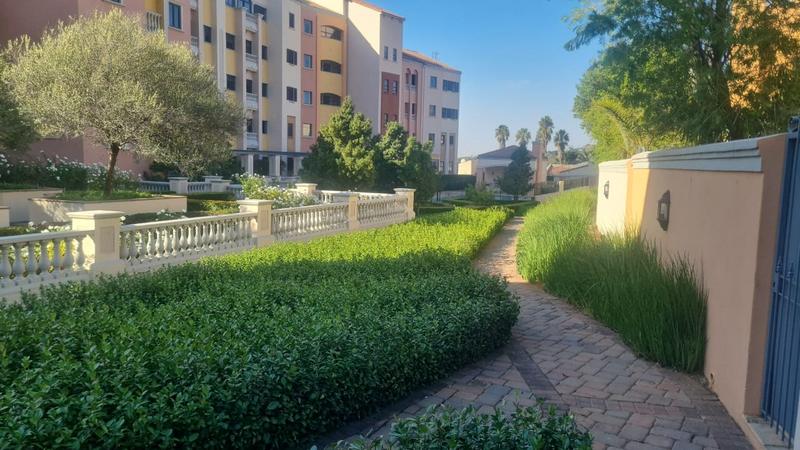 To Let 4 Bedroom Property for Rent in Bedford Gardens Gauteng