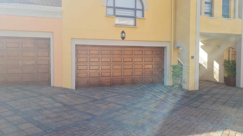 To Let 4 Bedroom Property for Rent in Bedford Gardens Gauteng