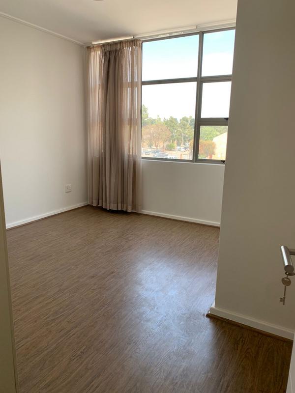 2 Bedroom Property for Sale in Bedfordview Gauteng