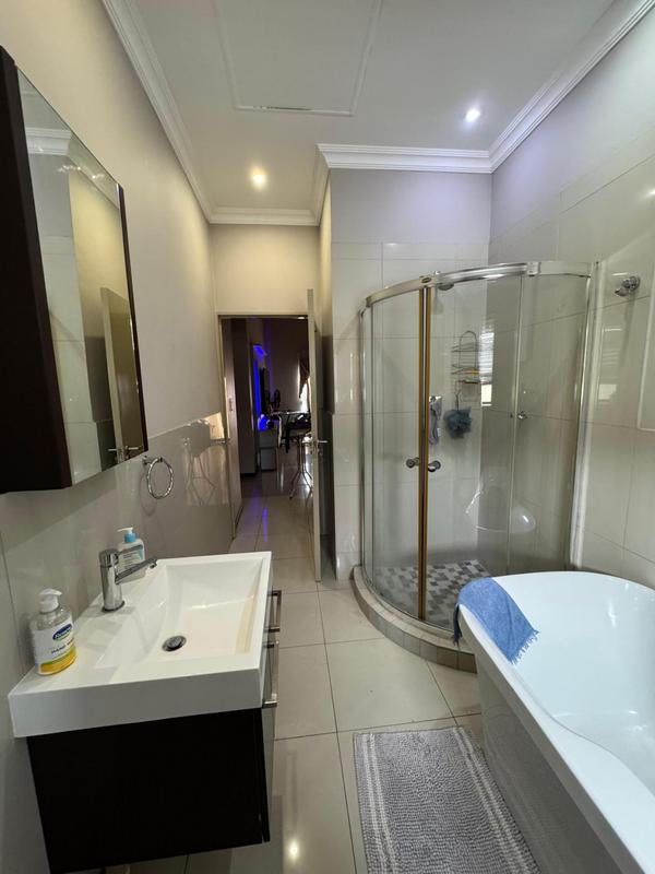 2 Bedroom Property for Sale in Solheim Gauteng