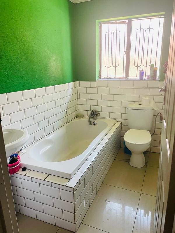 To Let 2 Bedroom Property for Rent in Rabie Ridge Gauteng