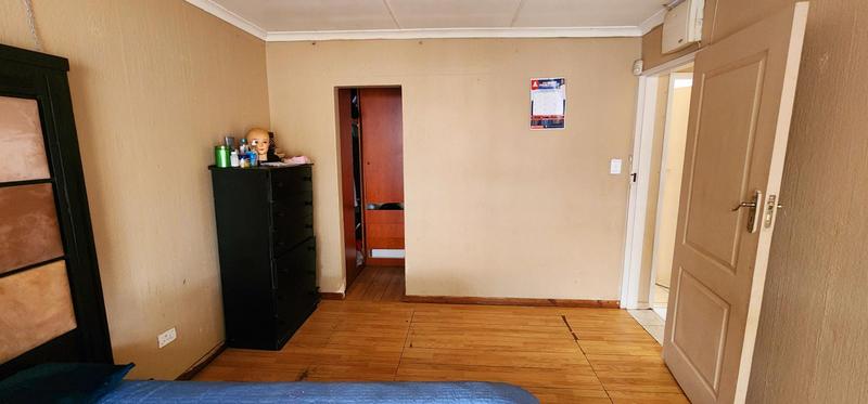 2 Bedroom Property for Sale in Dawn Park Gauteng