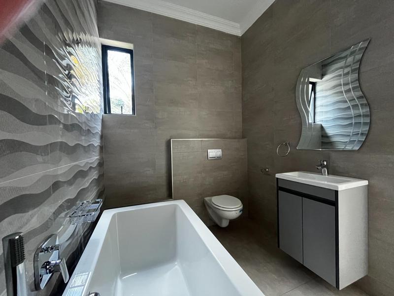 To Let 5 Bedroom Property for Rent in Waterkloof Ridge Gauteng