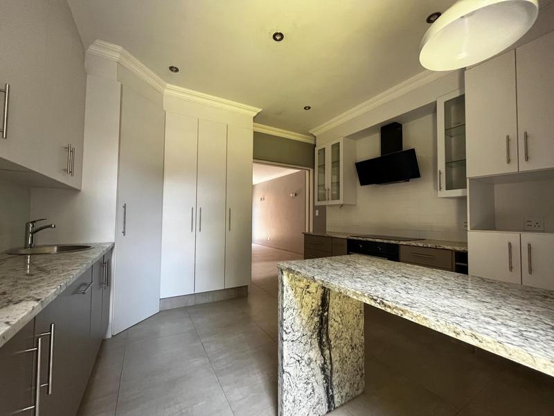 To Let 5 Bedroom Property for Rent in Waterkloof Ridge Gauteng