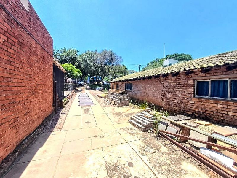 3 Bedroom Property for Sale in Mountain View Gauteng