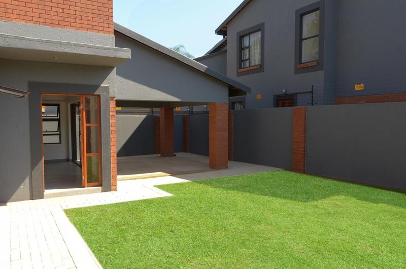 3 Bedroom Property for Sale in Green Hills Gauteng