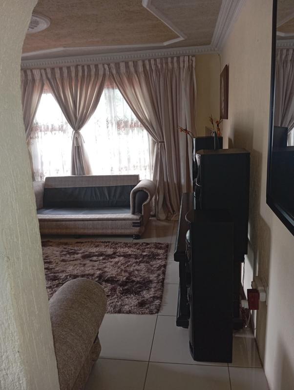 To Let 3 Bedroom Property for Rent in Vosloorus Ext 25 Gauteng