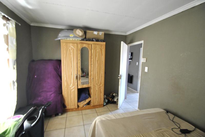 2 Bedroom Property for Sale in Dawn Park Gauteng