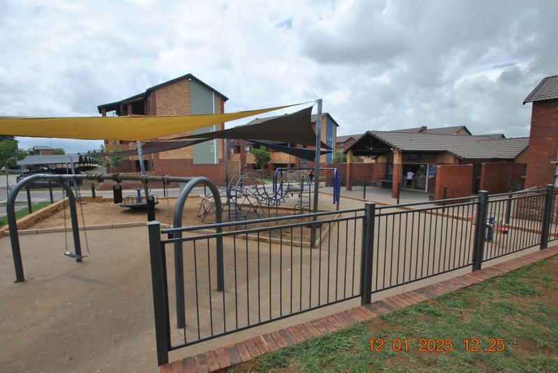 2 Bedroom Property for Sale in Alveda Park Gauteng