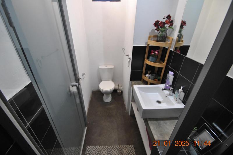 1 Bedroom Property for Sale in Maboneng Gauteng