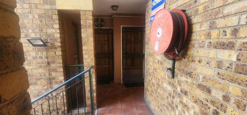 2 Bedroom Property for Sale in Marlands Gauteng