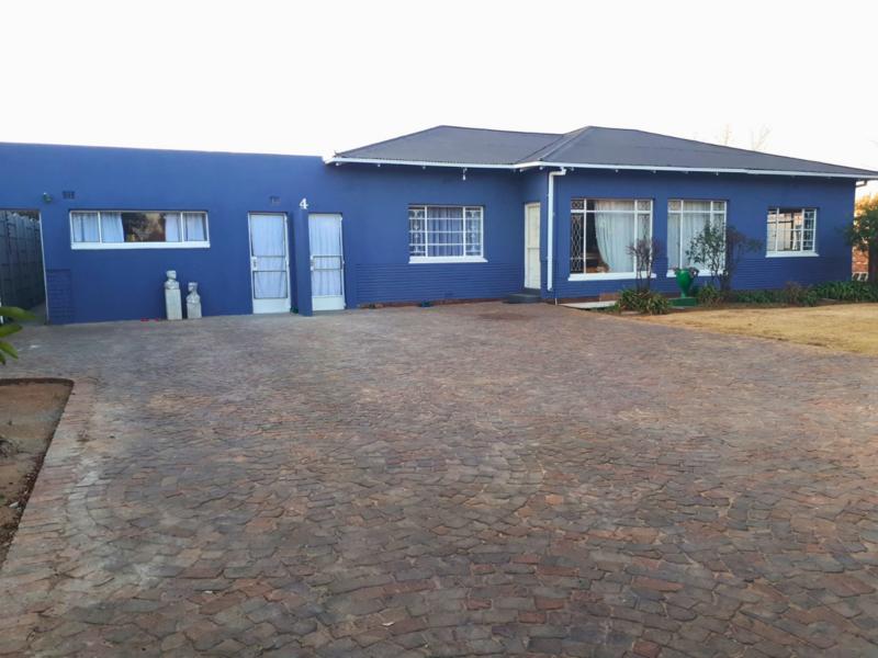 8 Bedroom Property for Sale in Northmead Gauteng