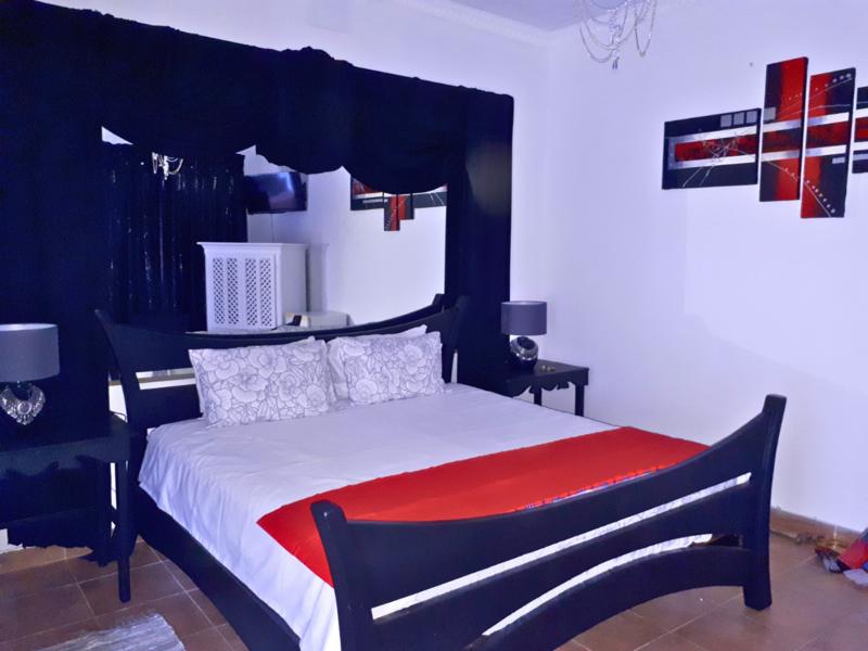 8 Bedroom Property for Sale in Northmead Gauteng