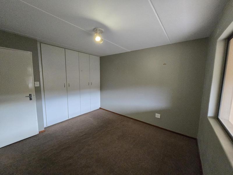 To Let 2 Bedroom Property for Rent in Noordhang Gauteng