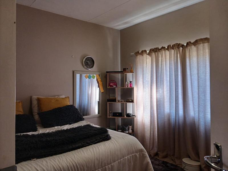 To Let 2 Bedroom Property for Rent in Lonehill Gauteng