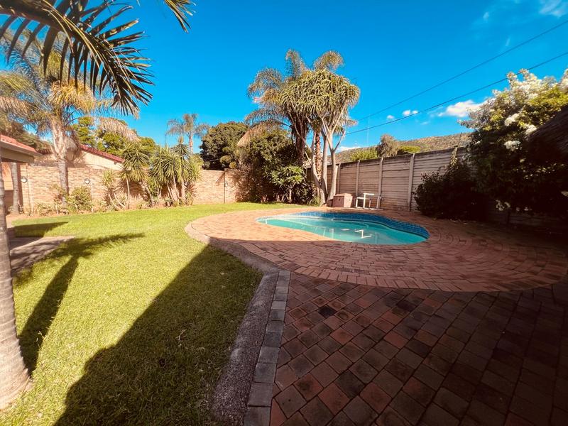 4 Bedroom Property for Sale in Florauna Gauteng