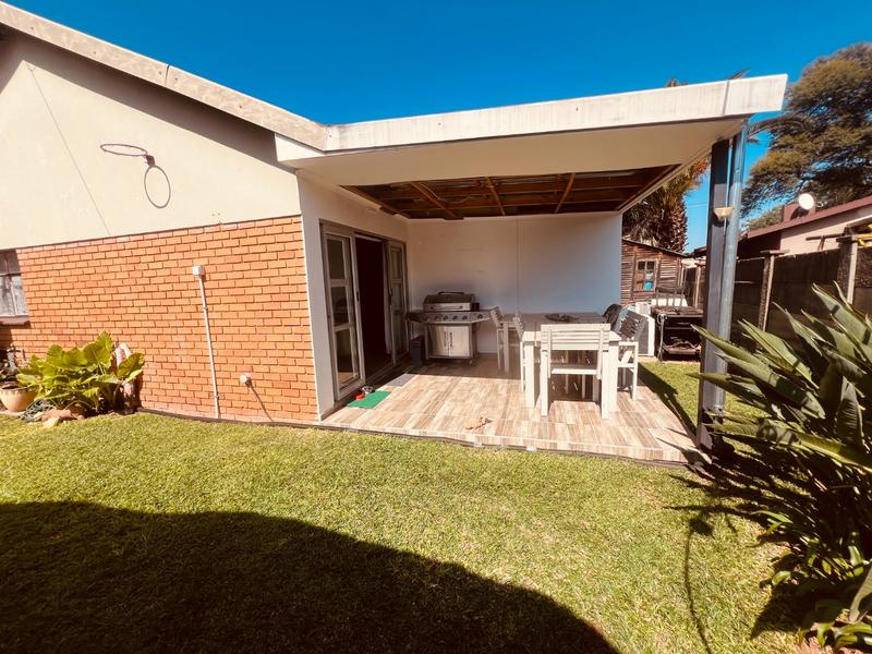 4 Bedroom Property for Sale in Jan Niemand Park Gauteng