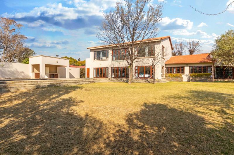 6 Bedroom Property for Sale in Morningside Gauteng