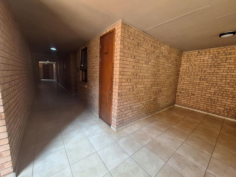 1 Bedroom Property for Sale in Newlands Gauteng