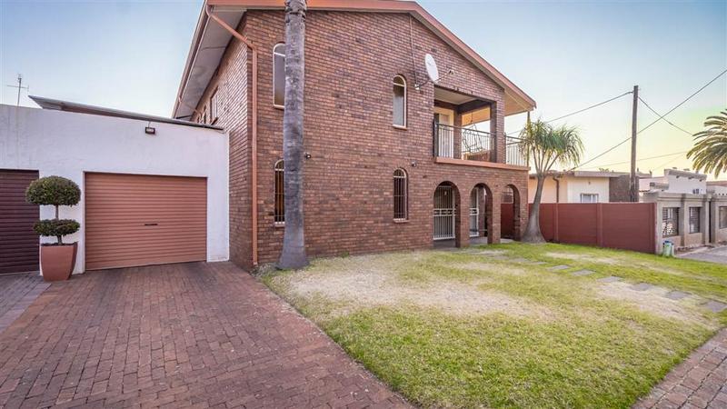 To Let 3 Bedroom Property for Rent in Laudium Gauteng