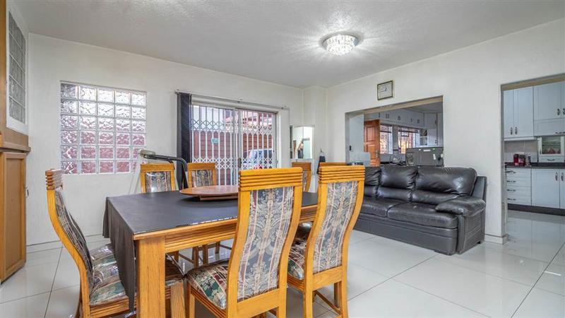 To Let 3 Bedroom Property for Rent in Laudium Gauteng