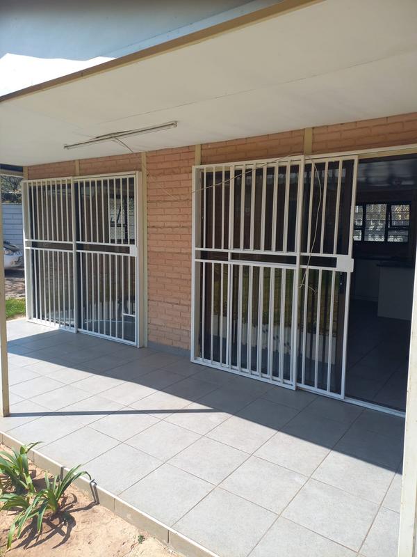 To Let 1 Bedroom Property for Rent in Primrose East Gauteng