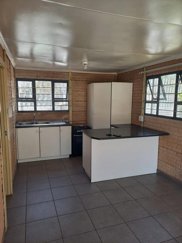 To Let 1 Bedroom Property for Rent in Primrose East Gauteng