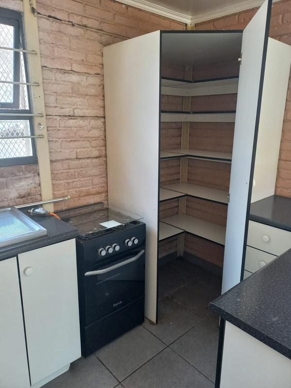 To Let 1 Bedroom Property for Rent in Primrose East Gauteng