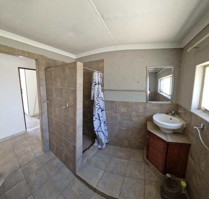 To Let 2 Bedroom Property for Rent in Brenthurst Gauteng