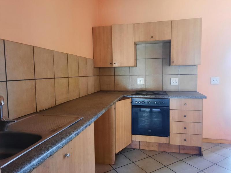 To Let 2 Bedroom Property for Rent in Three Rivers Gauteng