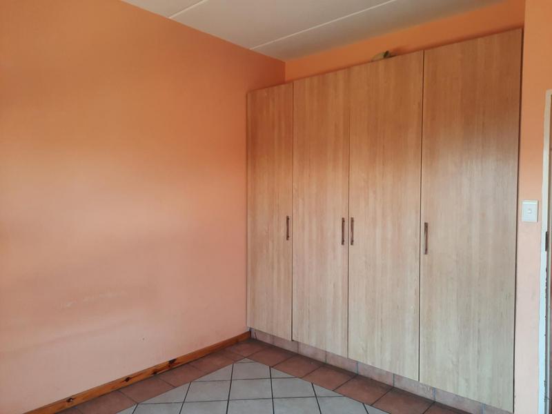 To Let 2 Bedroom Property for Rent in Three Rivers Gauteng