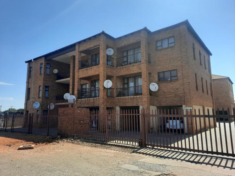 To Let 2 Bedroom Property for Rent in Three Rivers Gauteng