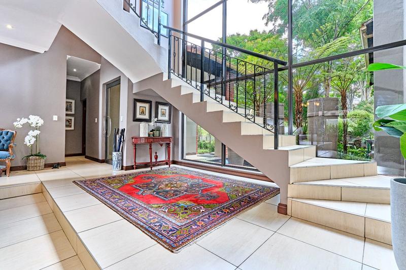 5 Bedroom Property for Sale in Featherbrooke Estate Gauteng