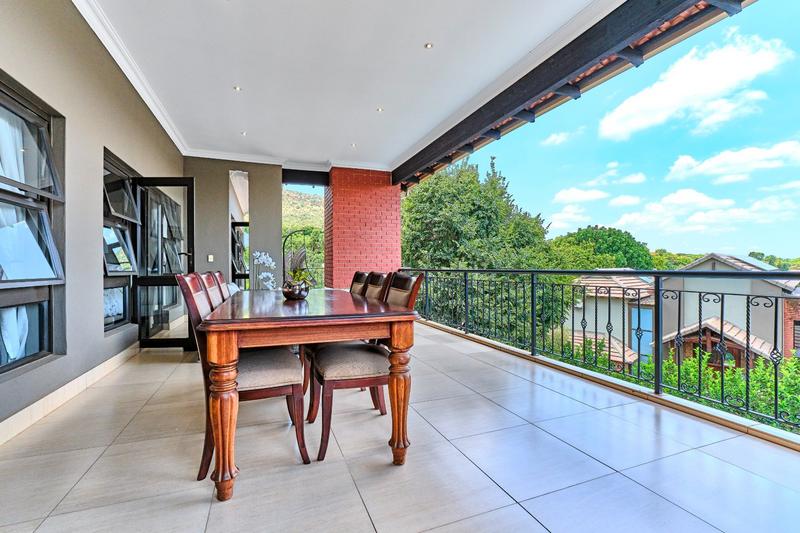 5 Bedroom Property for Sale in Featherbrooke Estate Gauteng