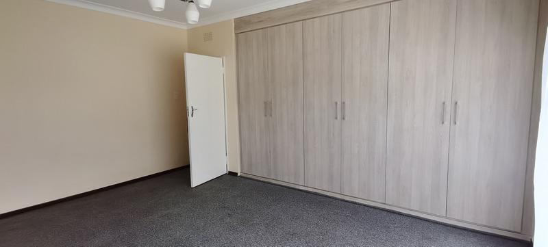 To Let 3 Bedroom Property for Rent in Wilro Park Gauteng