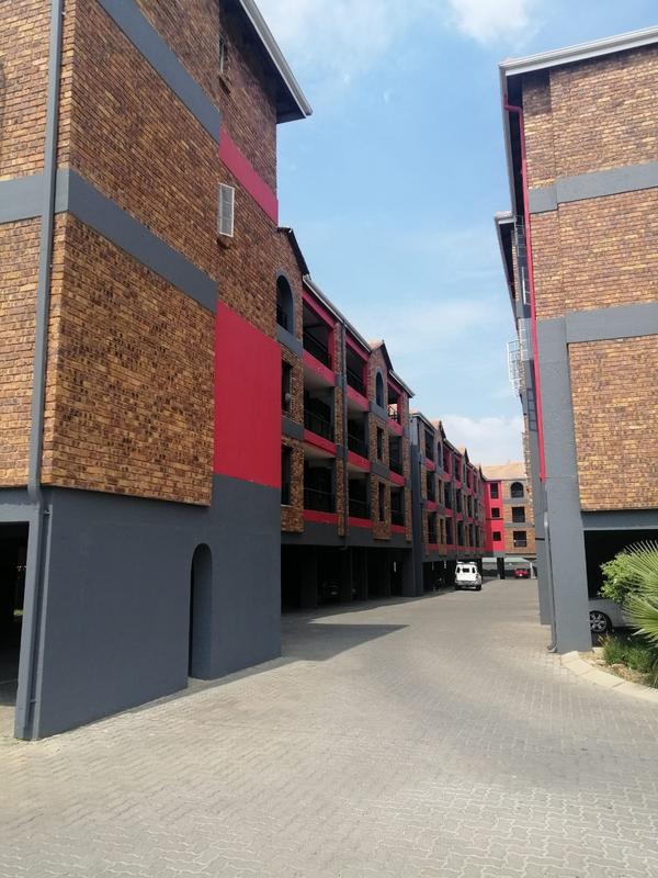 To Let 1 Bedroom Property for Rent in Ravenswood Gauteng