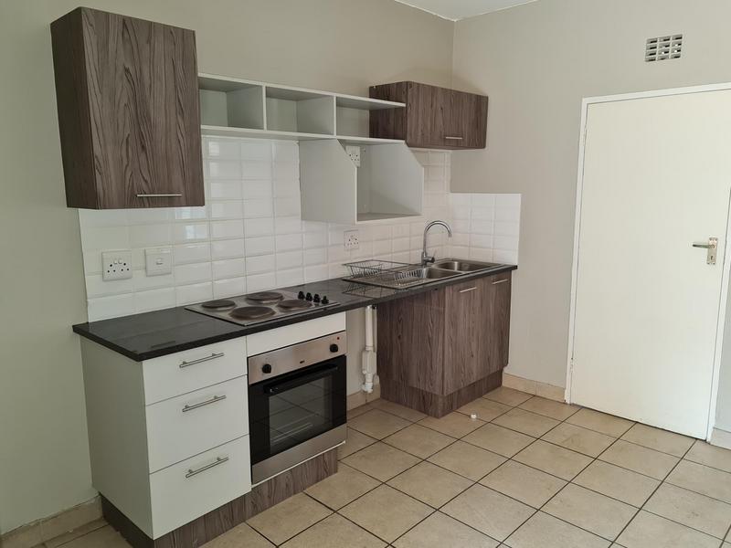 To Let 1 Bedroom Property for Rent in Die Hoewes Gauteng