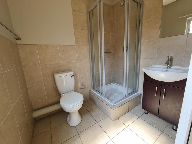 To Let 1 Bedroom Property for Rent in Die Hoewes Gauteng