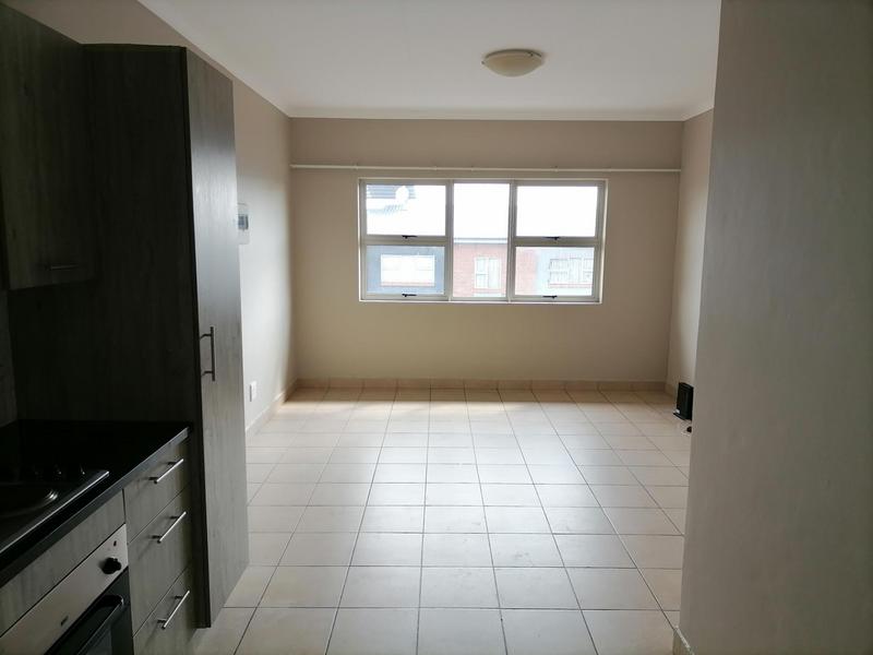 To Let 2 Bedroom Property for Rent in Die Hoewes Gauteng