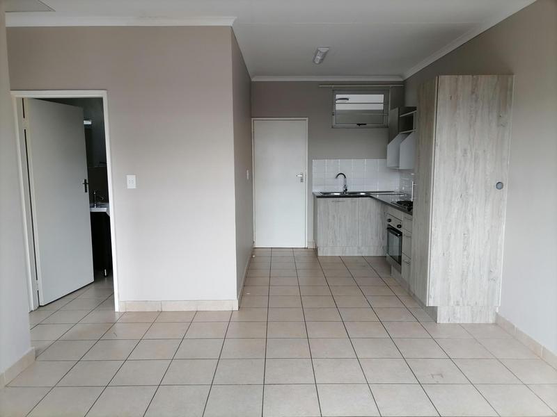 To Let 2 Bedroom Property for Rent in Die Hoewes Gauteng