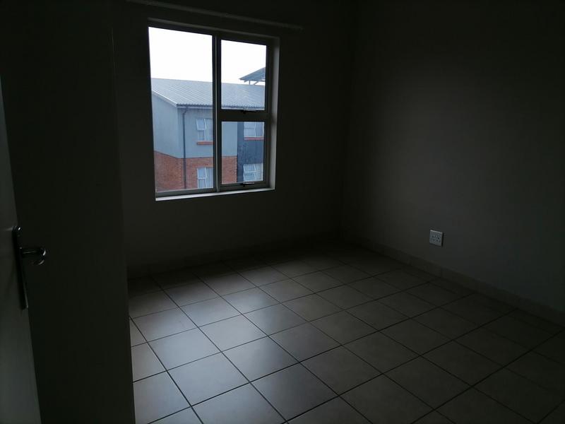 To Let 2 Bedroom Property for Rent in Die Hoewes Gauteng