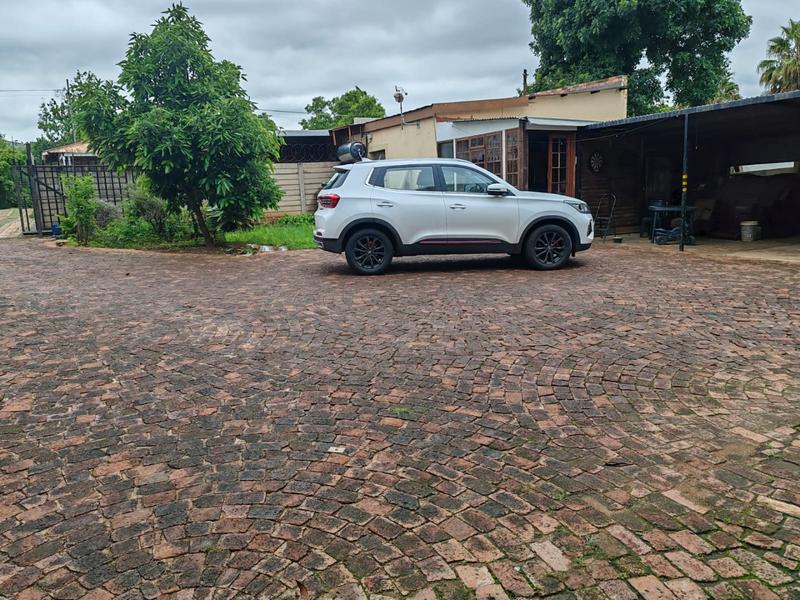 5 Bedroom Property for Sale in Claremont Gauteng